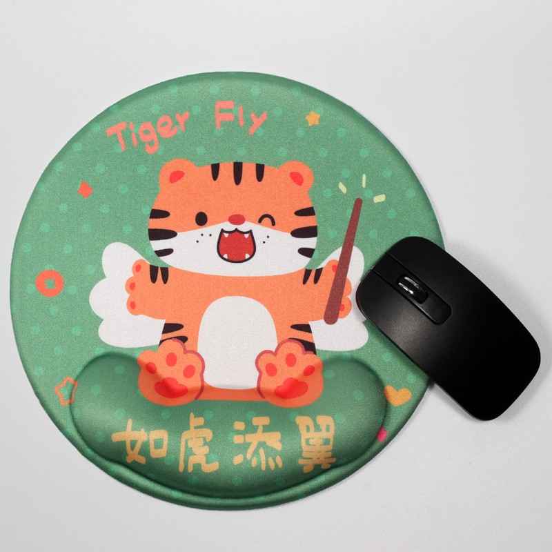 通亞工藝品護腕鼠標(biāo)墊支持來圖定制 擁有15年生產(chǎn)鼠標(biāo)墊經(jīng)驗廠家